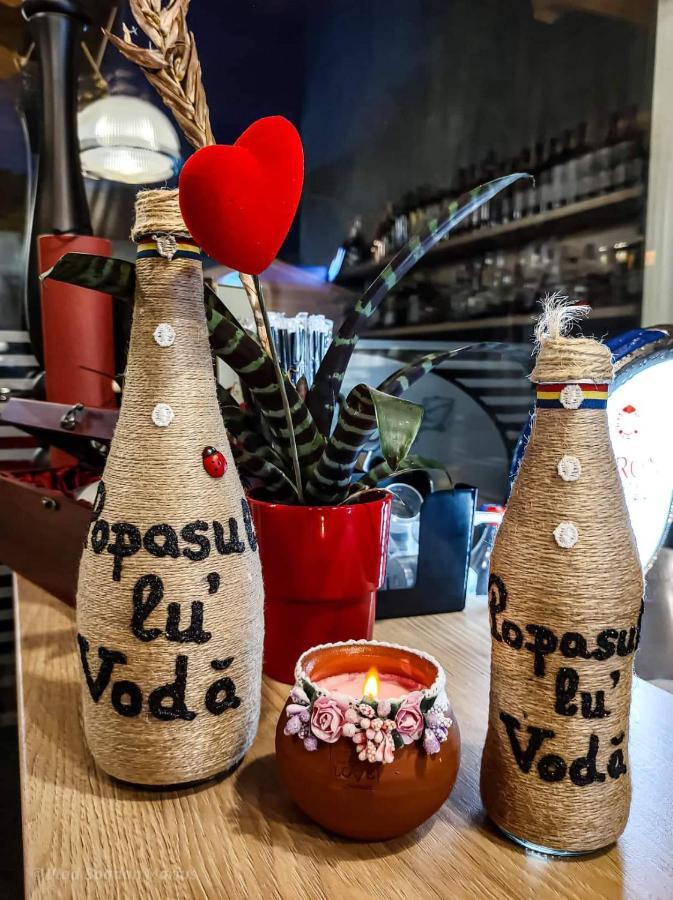 Popasul Lu' Voda Borşa Buitenkant foto