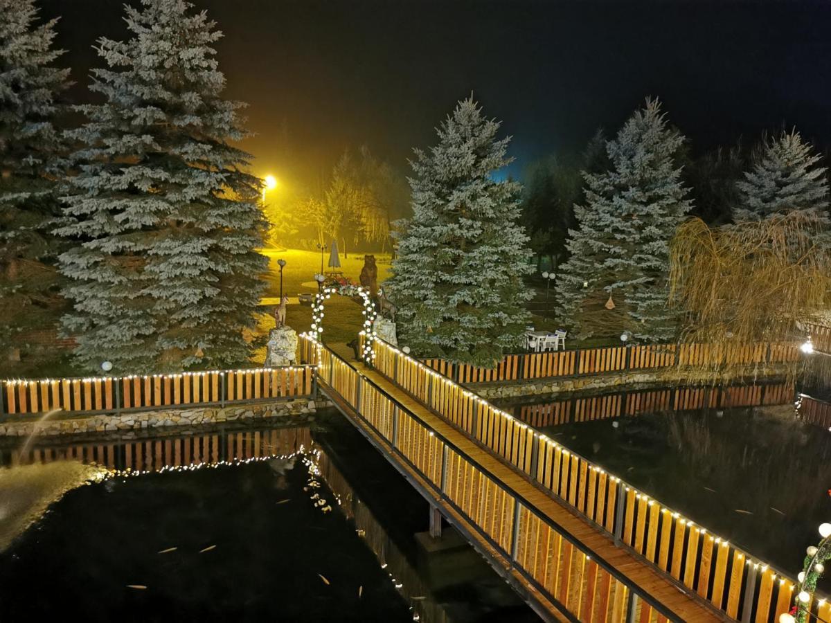 Popasul Lu' Voda Borşa Buitenkant foto