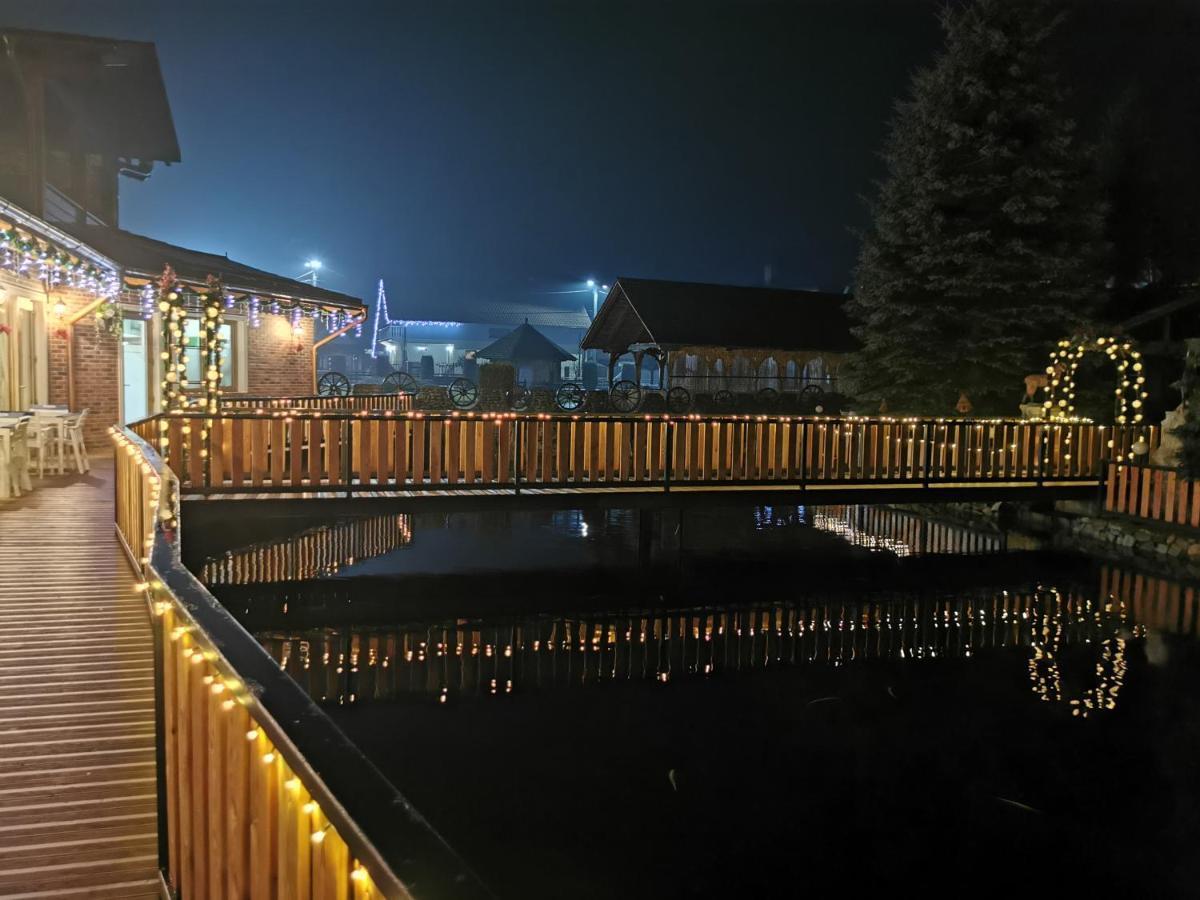 Popasul Lu' Voda Borşa Buitenkant foto