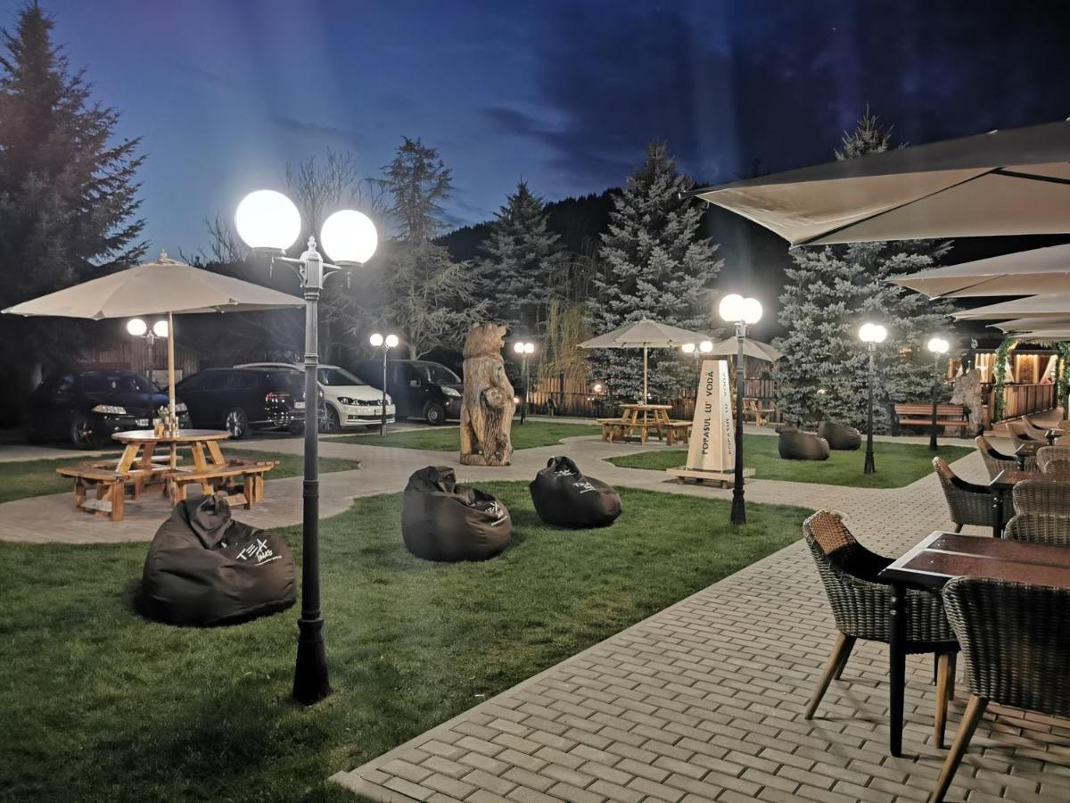 Popasul Lu' Voda Borşa Buitenkant foto